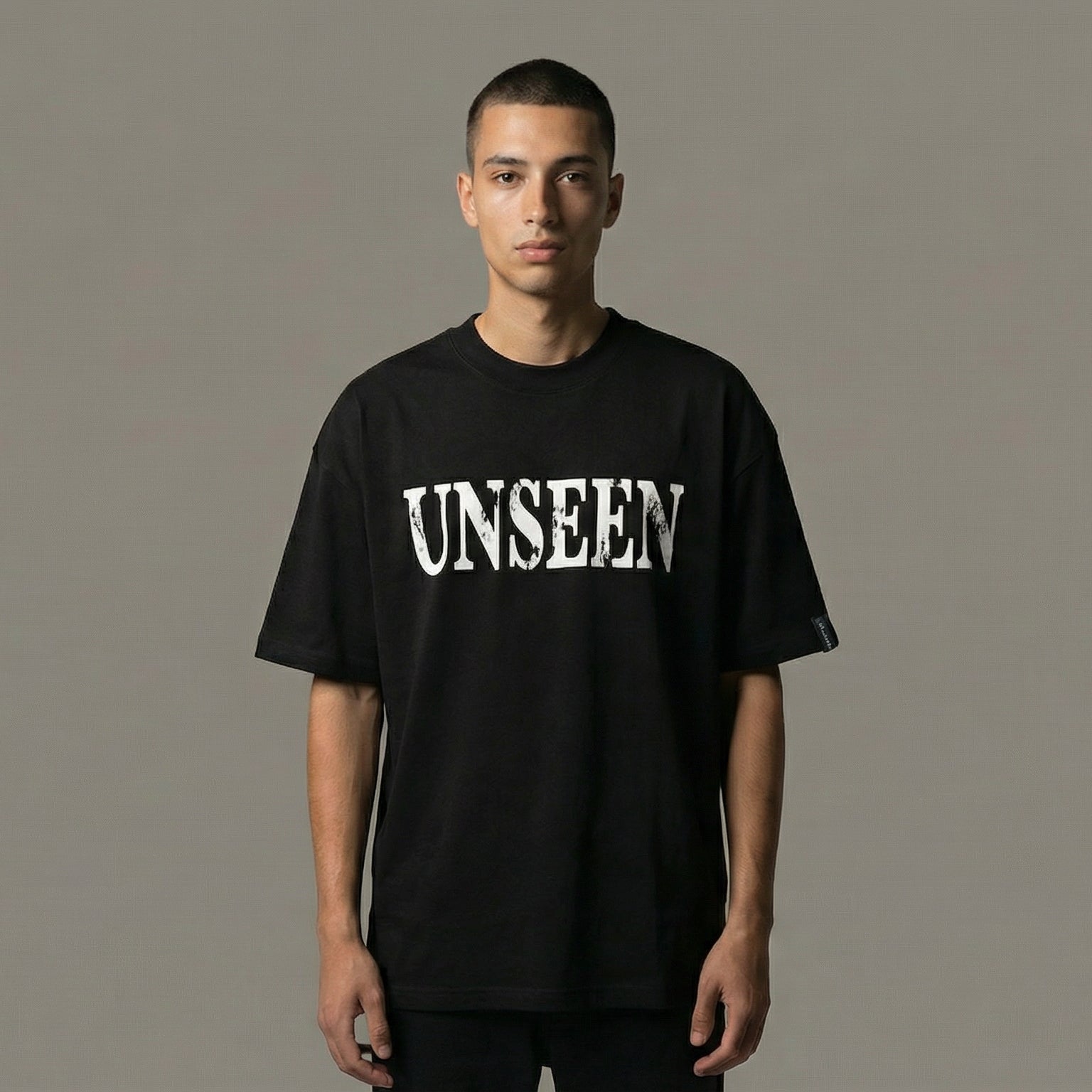 LUCKY UNSEEN - BLACK